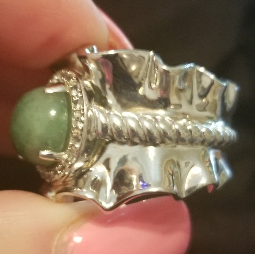 Jade ring - Picture 3 of 4